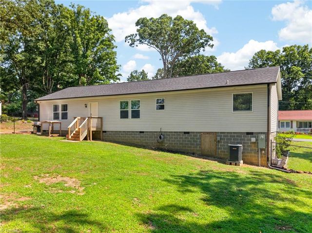 206 McKnight Street, Asheboro, NC 27205