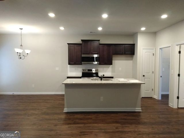 1084 McConaughy Court, Mcdonough, GA 30253