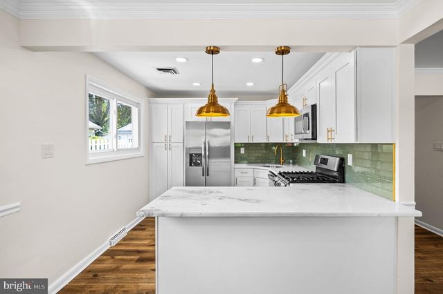 836 JENKINTOWN RD, Elkins Park, PA 19027