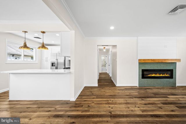 836 JENKINTOWN RD, Elkins Park, PA 19027