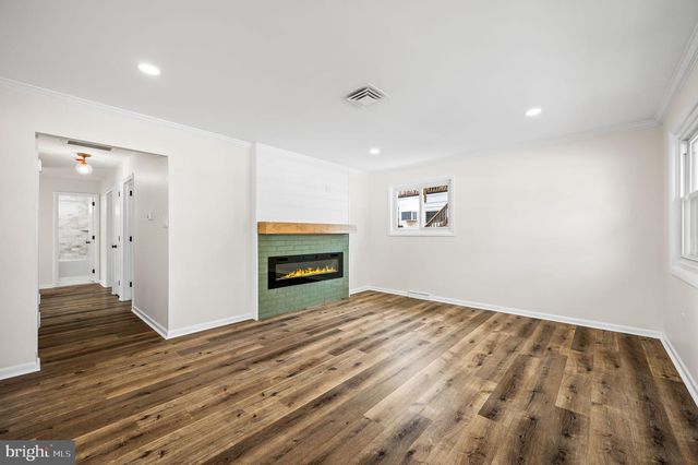 836 JENKINTOWN RD, Elkins Park, PA 19027