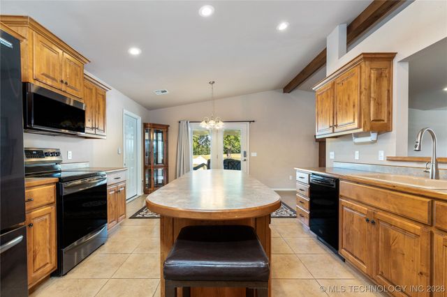 31964 Dogwood Circle, Afton, OK 74331