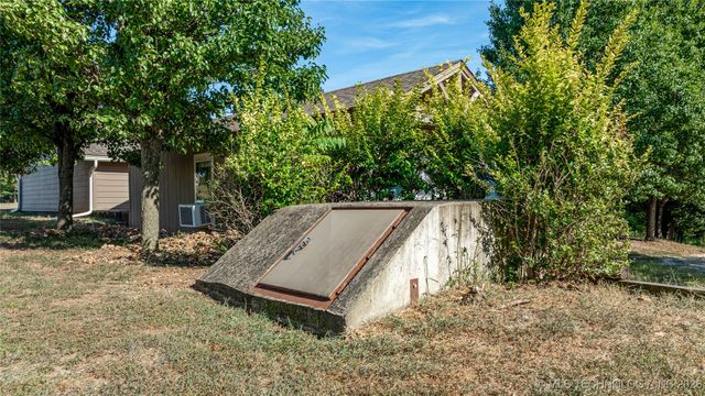 31964 Dogwood Circle, Afton, OK 74331