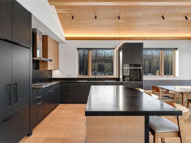 357 Old Quarry Road, Fayston, VT 05673