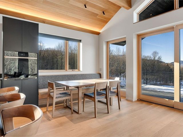 357 Old Quarry Road, Fayston, VT 05673