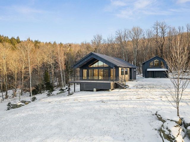 357 Old Quarry Road, Fayston, VT 05673