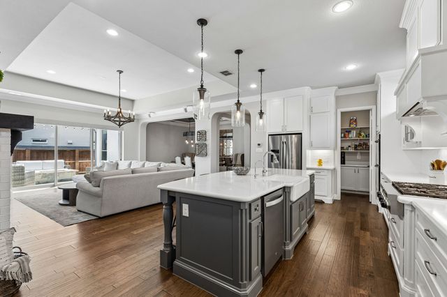 1828 Quiet Oak Place, Fort Worth, TX 76008