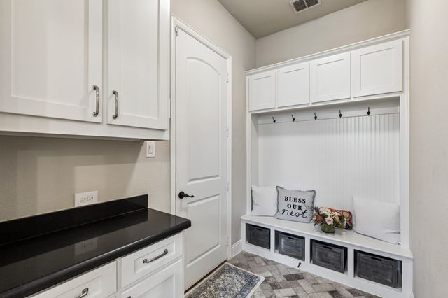 1828 Quiet Oak Place, Fort Worth, TX 76008