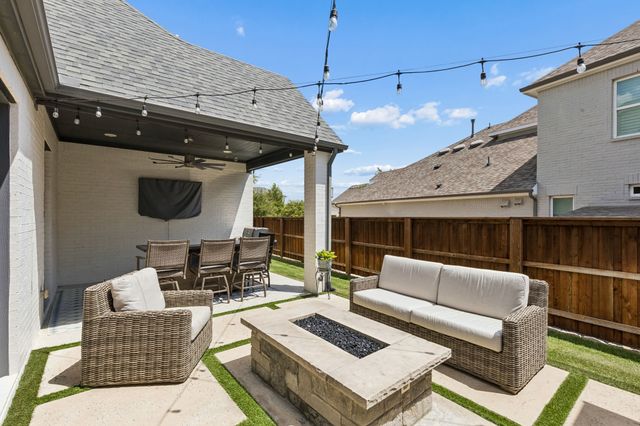 1828 Quiet Oak Place, Fort Worth, TX 76008