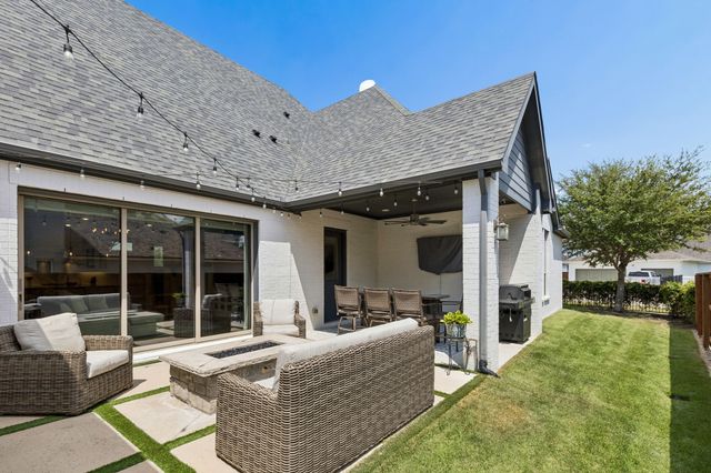 1828 Quiet Oak Place, Fort Worth, TX 76008