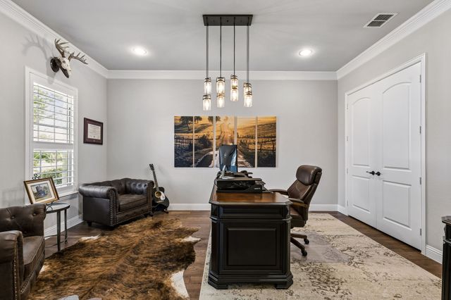 1828 Quiet Oak Place, Fort Worth, TX 76008