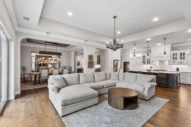 1828 Quiet Oak Place, Fort Worth, TX 76008