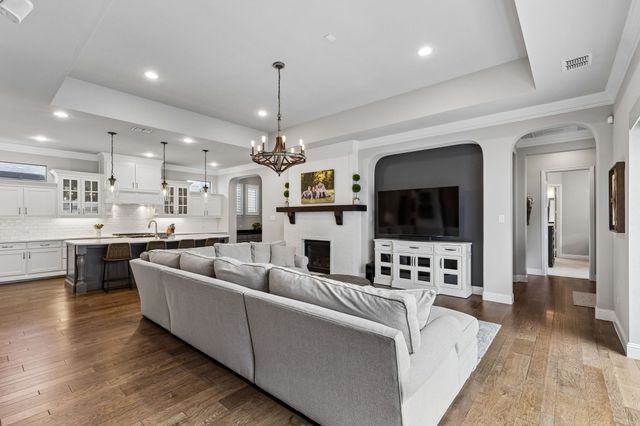 1828 Quiet Oak Place, Fort Worth, TX 76008