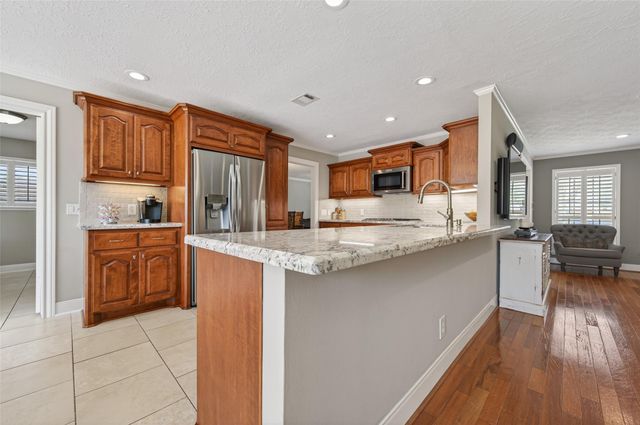 15705 Congo Lane, Jersey Village, TX 77040