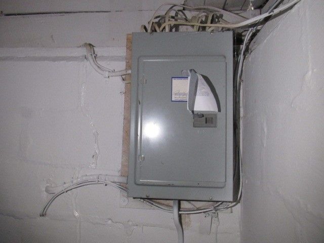 563 Agnew Road, Hempfield Twp, PA 15601