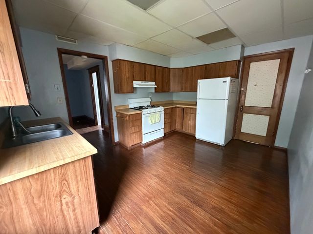 2108 20th Avenue, Rockford, IL 61104