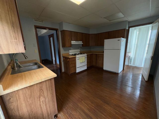 2108 20th Avenue, Rockford, IL 61104