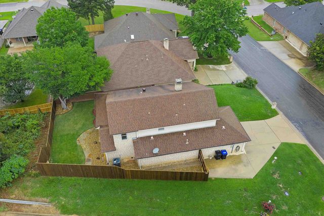 3301 Crossroads Drive, Longview, TX 75605
