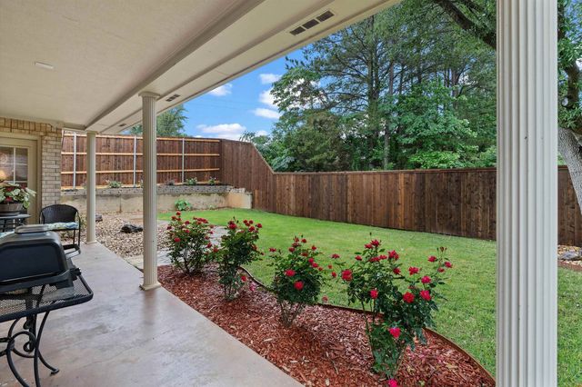 3301 Crossroads Drive, Longview, TX 75605