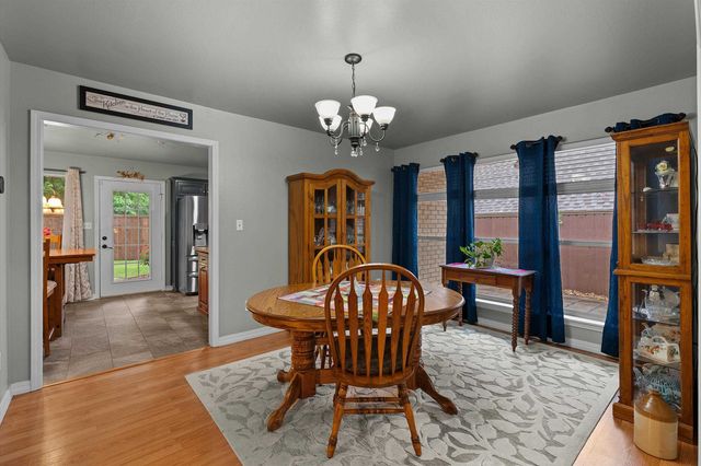 3301 Crossroads Drive, Longview, TX 75605