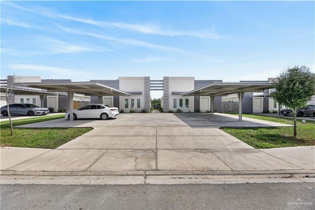 2910 W Kenwood Street, Edinburg, TX 78541