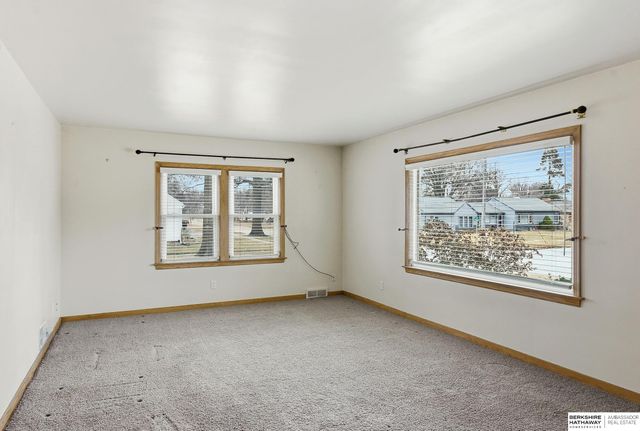 1833 N Colson Avenue, Fremont, NE 68025