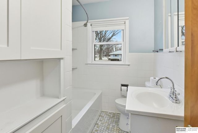 1833 N Colson Avenue, Fremont, NE 68025