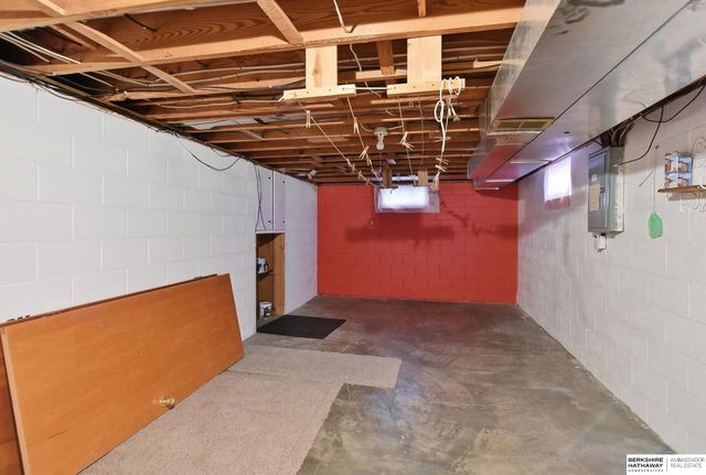 1833 N Colson Avenue, Fremont, NE 68025