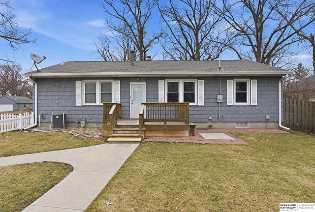 1833 N Colson Avenue, Fremont, NE 68025