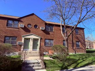 246-15 57 Dr Upper, Douglaston, NY 11362