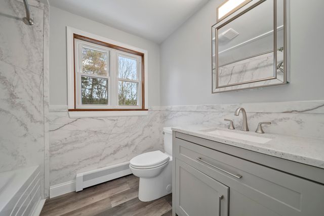 10 Colman Path, Merrimack, NH 03054