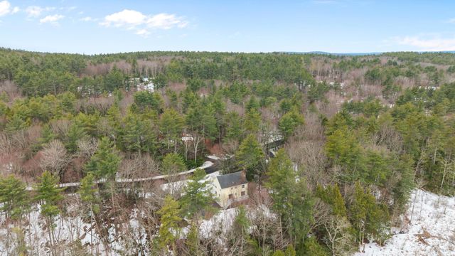 10 Colman Path, Merrimack, NH 03054