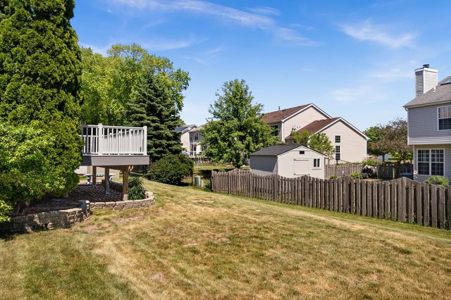 345 Mayfair Lane, South Elgin, IL 60177