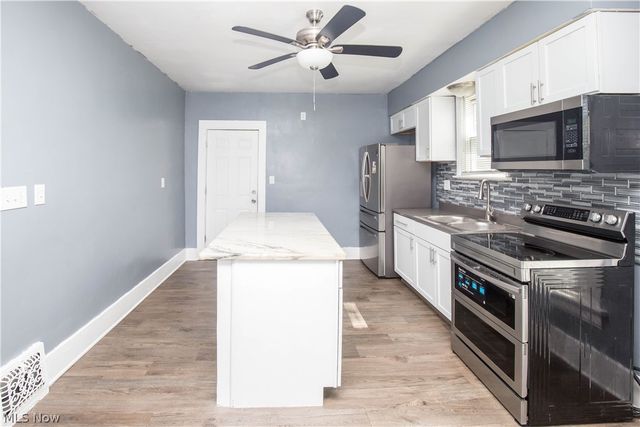 2391 27th Street SW, Akron, OH 44314