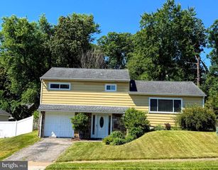 5720 OAKLAND RD, Baltimore, MD 21227