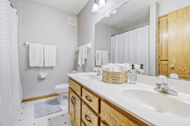 15684 Crocus Avenue W, Rosemount, MN 55068