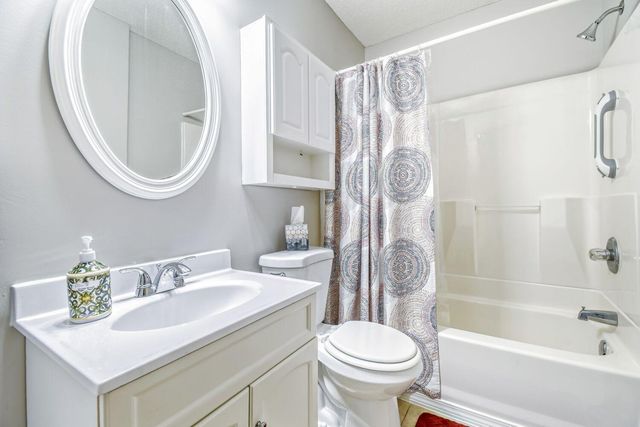 15684 Crocus Avenue W, Rosemount, MN 55068