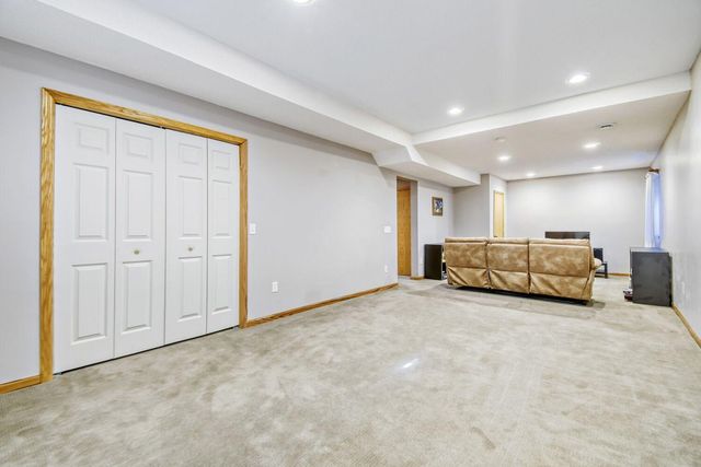 15684 Crocus Avenue W, Rosemount, MN 55068