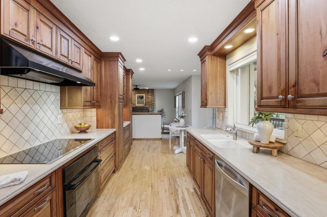 3812 Sunderland Dr, Spokane Valley, WA 99206
