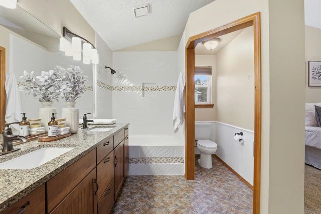 3812 Sunderland Dr, Spokane Valley, WA 99206