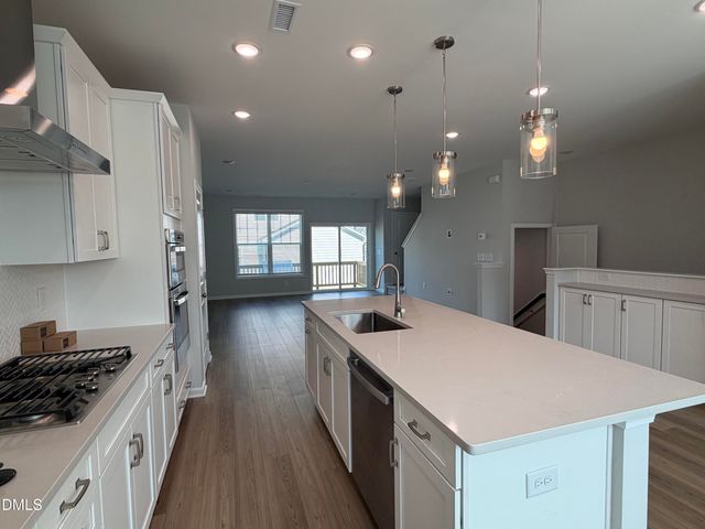 10057 Secluded Gdn Drive 150, Apex, NC 27523