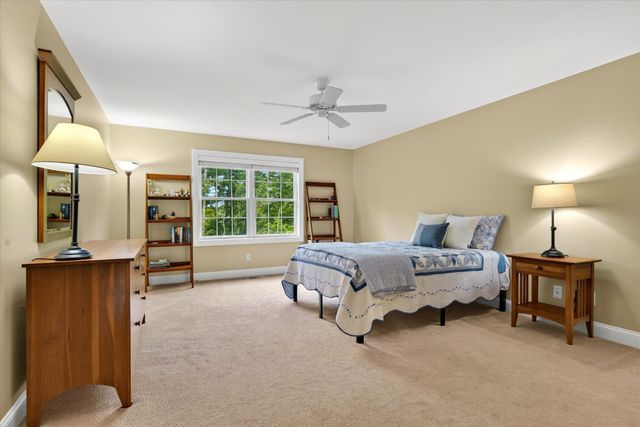 552 Michael Lane, Williston, VT 05495