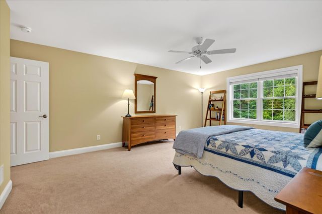 552 Michael Lane, Williston, VT 05495