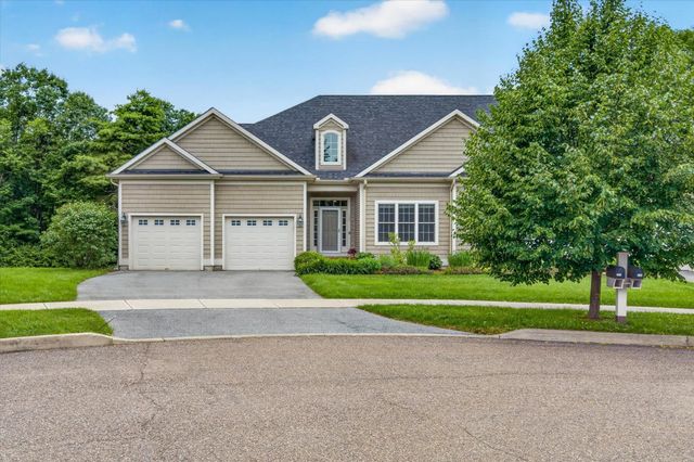 552 Michael Lane, Williston, VT 05495