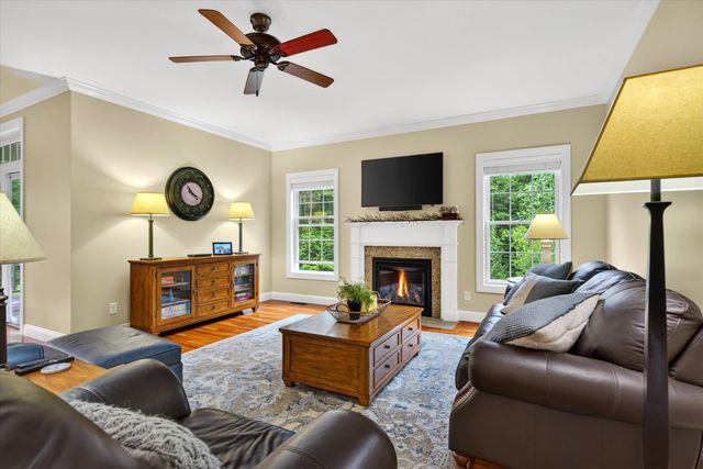 552 Michael Lane, Williston, VT 05495