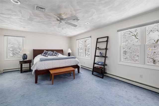 117 Moccasin Trail, Cranston, RI 02921