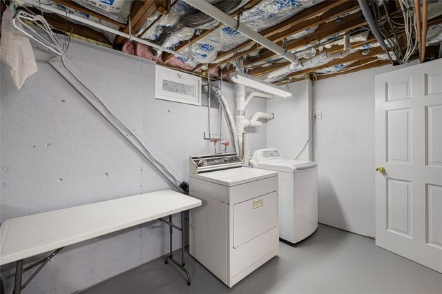 117 Moccasin Trail, Cranston, RI 02921