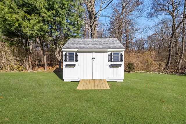 117 Moccasin Trail, Cranston, RI 02921