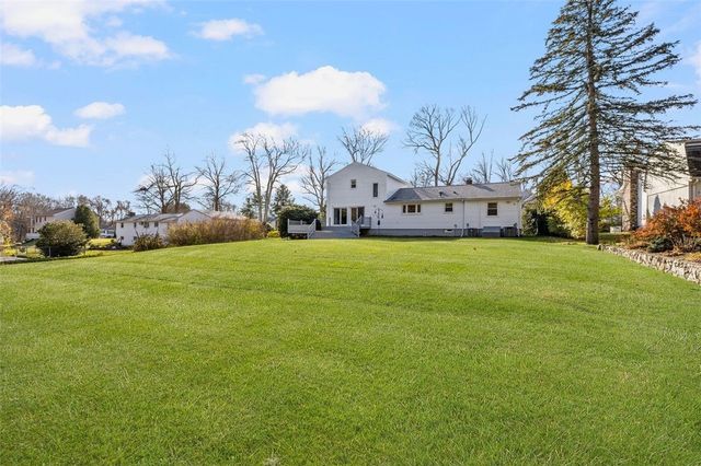 117 Moccasin Trail, Cranston, RI 02921