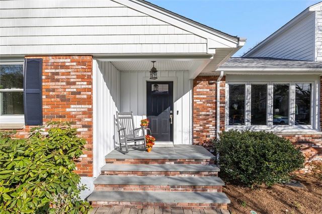 117 Moccasin Trail, Cranston, RI 02921